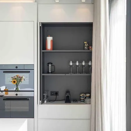 Apartment Exclusive Penthouse/workspace With Stunning Views *