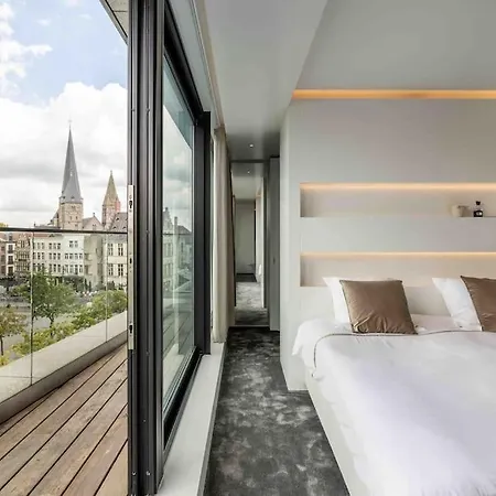 Apartment Exclusive Penthouse/workspace With Stunning Views *