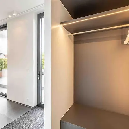 Apartment Exclusive Penthouse/workspace With Stunning Views *
